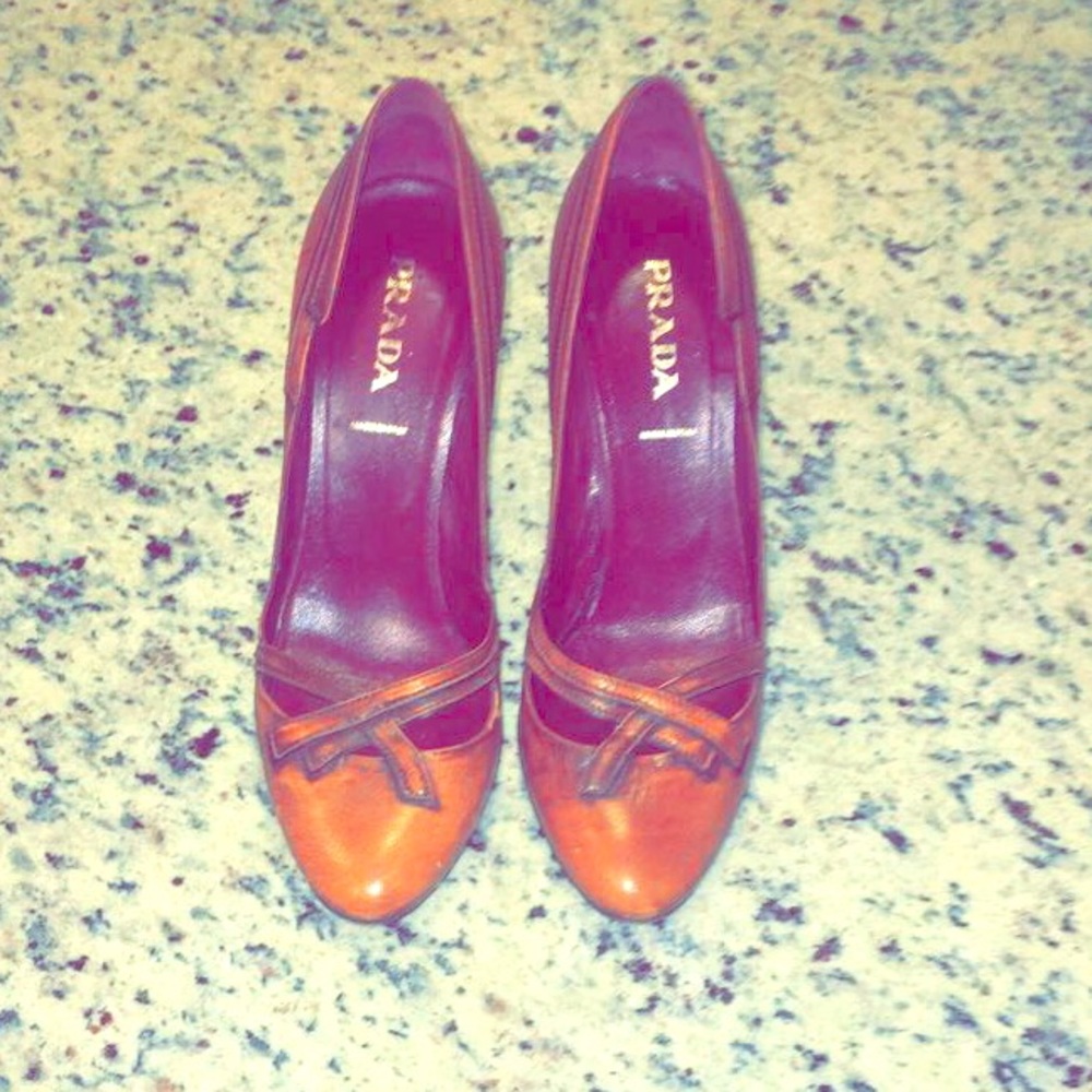 Authentic PRADA one of a kind 👠