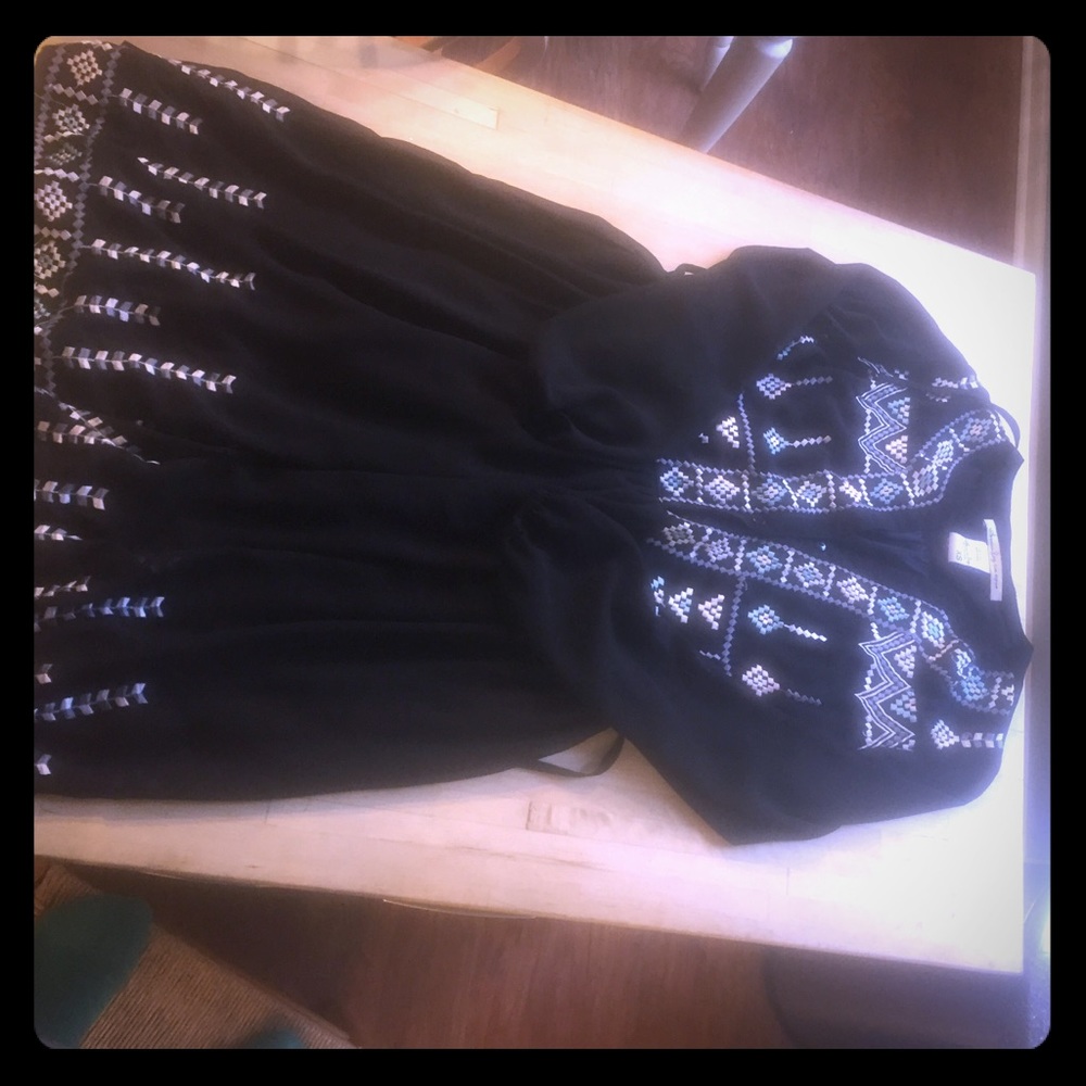 Cute long sleeve patterned dress