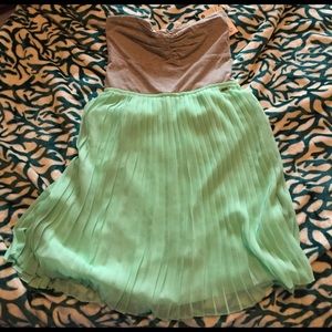 Roxy gray and green dress