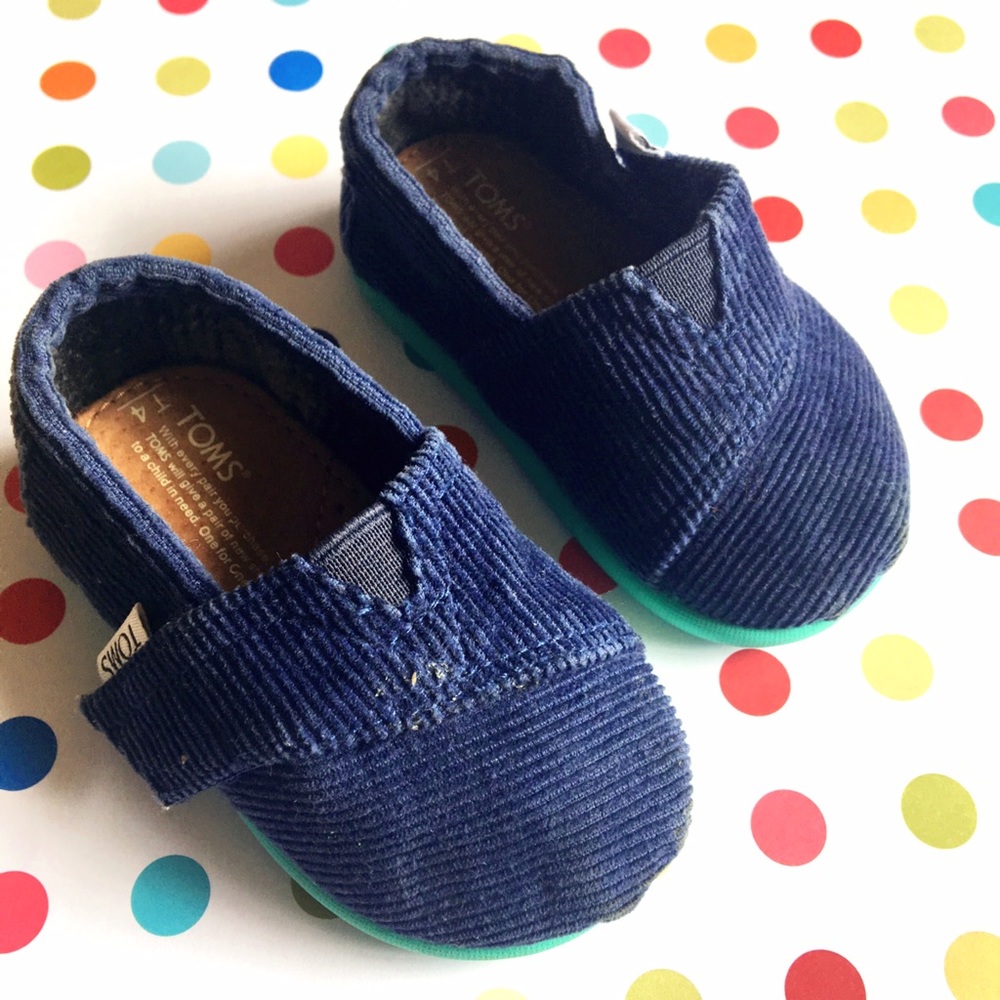 Corduroy Toms