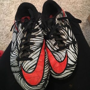 Soccer cleats