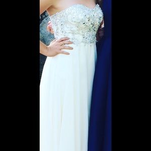 Terani Couture Prom Dress