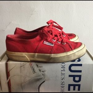 Superga sneakers