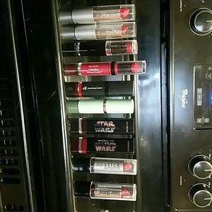 10 lipsticks used w brush