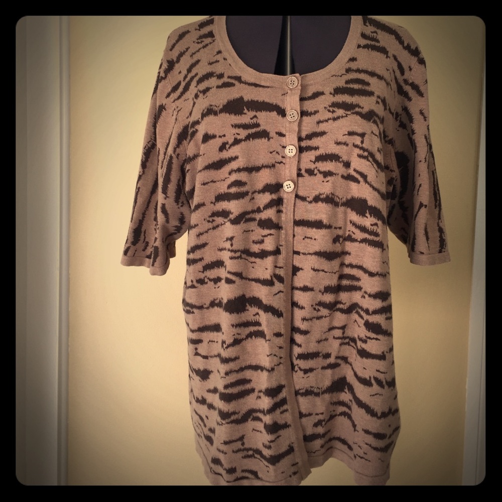 Lane Bryant 18/20 spring sweater tan print