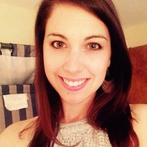 Meet your Posher, Angela