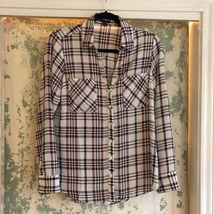 Flows plaid button down