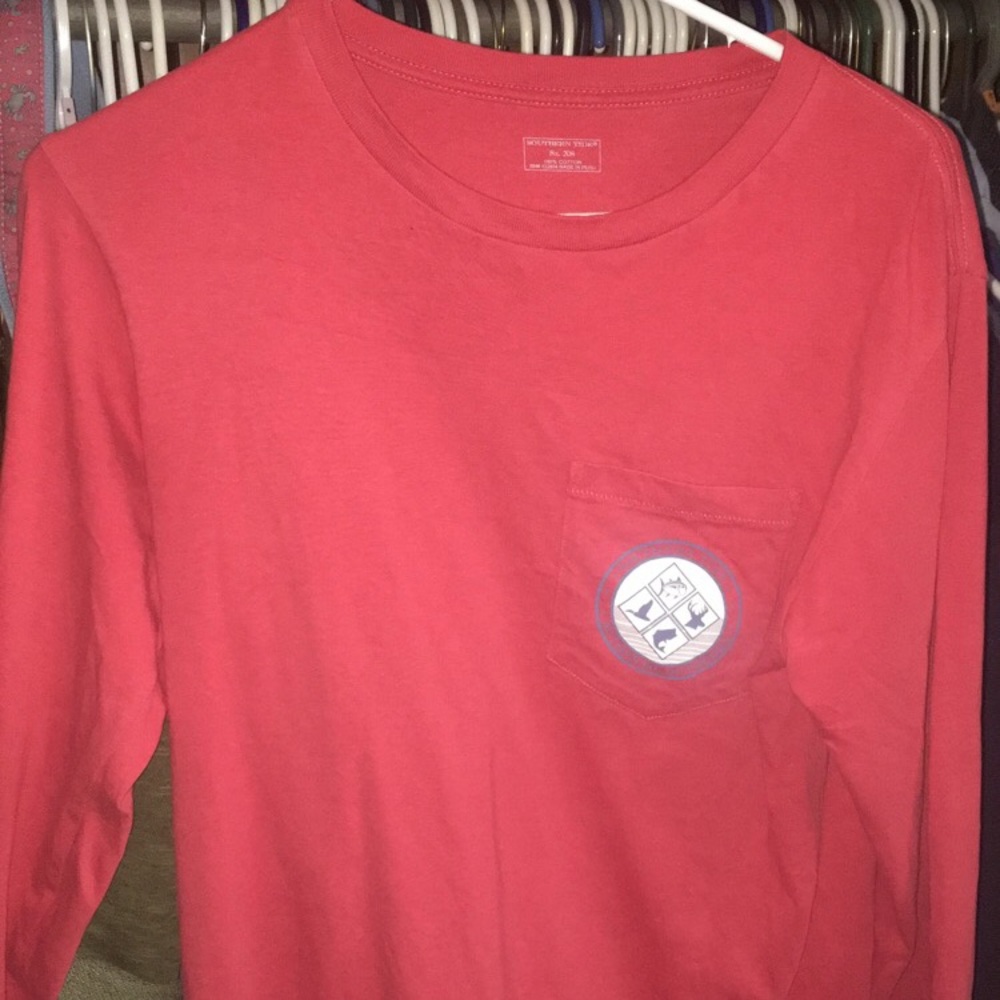 Southern tide tee shirt