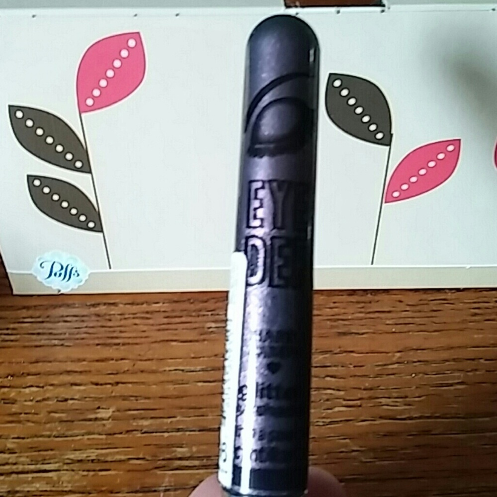 Hard Candy glitter eyeshadow