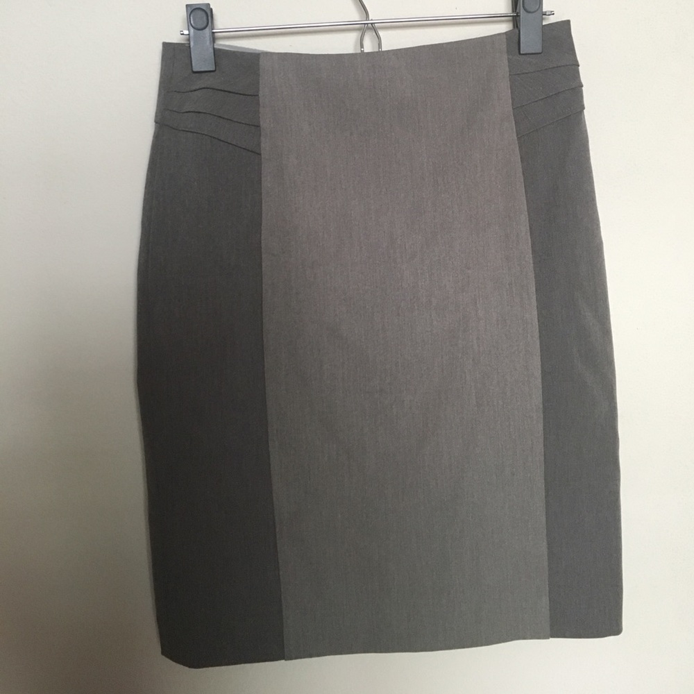 Two toned grey pencil skirt