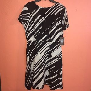 Vince Camuto Dress 🖤