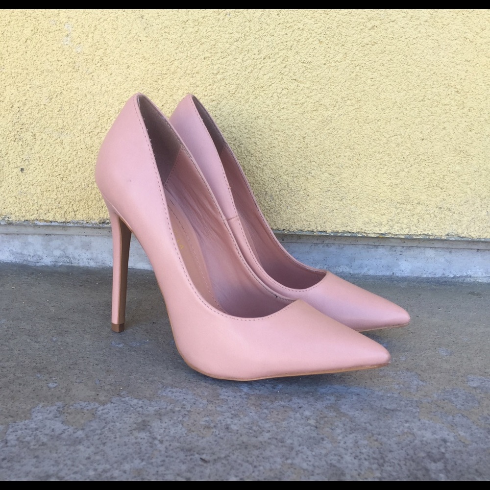 🚫SOLD🚫Pastel Pink Pointy Toe Heels 👚👛
