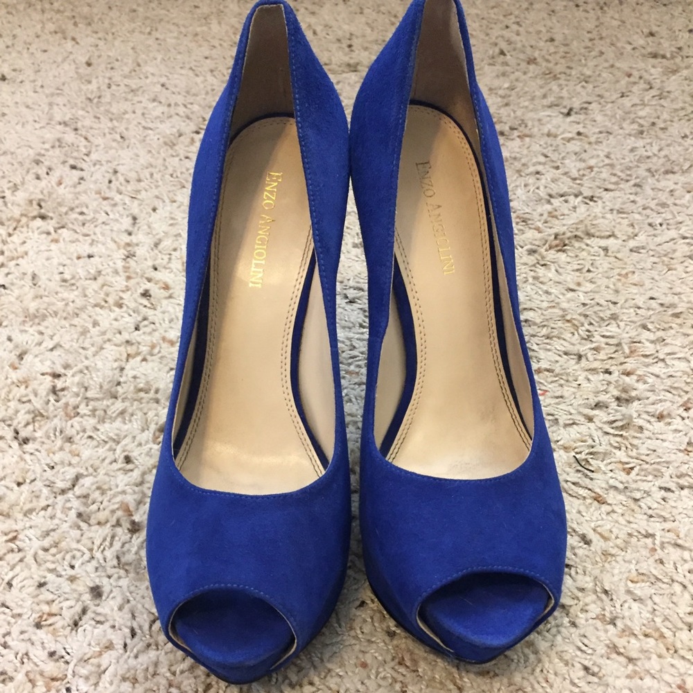 Enzo Angolini Cobalt Blue Peep-toe Pumps - size 9
