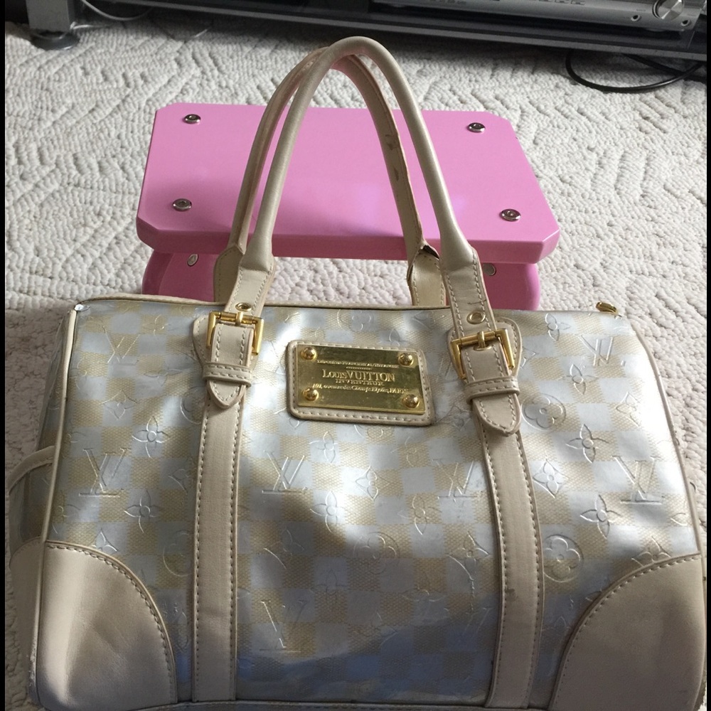 Knock off Louis Vuitton