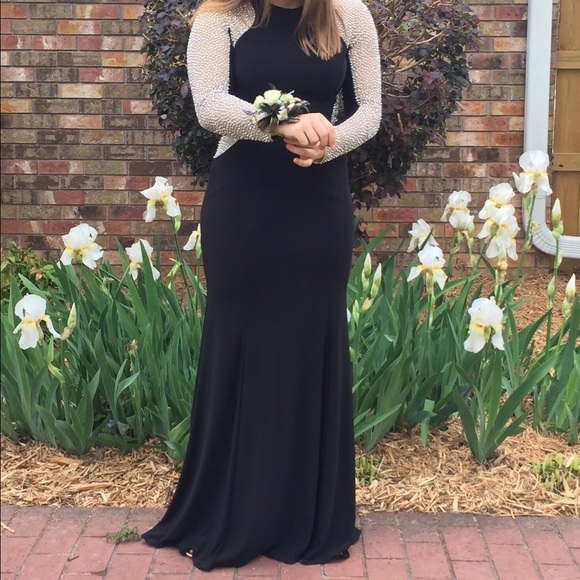 Prom Dress - Picture 1 of 2
