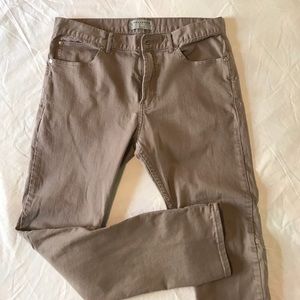 BULLHEAD Skinny jeans size 32 EUC