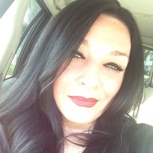 Meet your Posher, Christie