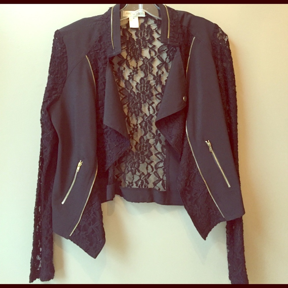 Laced blazer