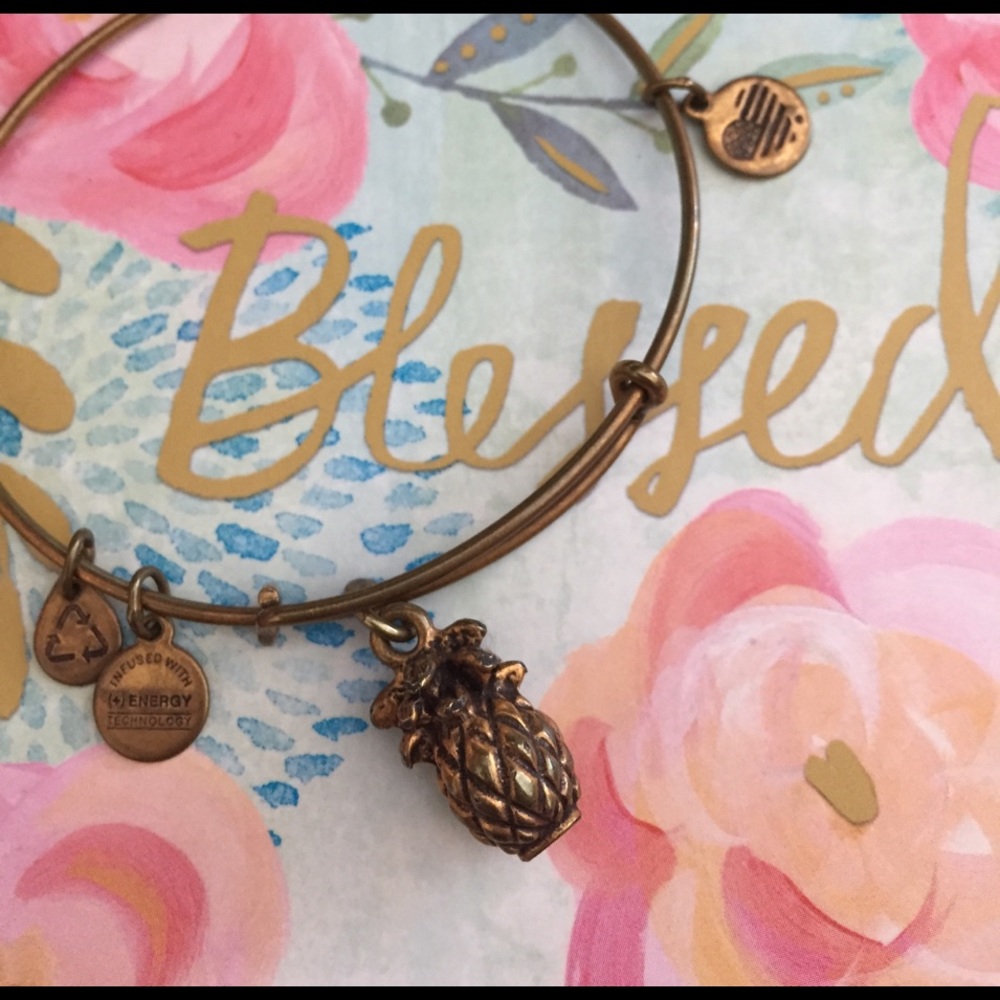 Alex & Ani