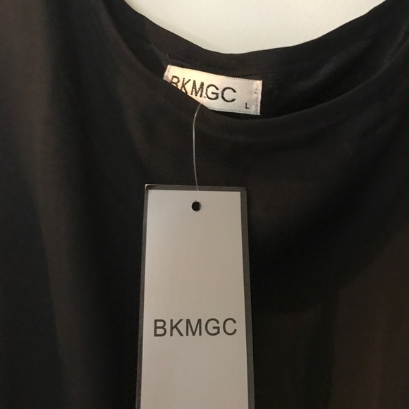 Simple black dress - Picture 2 of 2