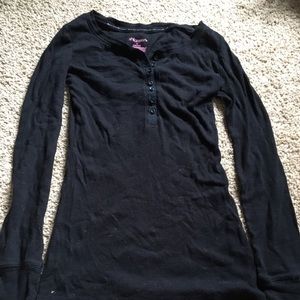 Black long sleeve shirt
