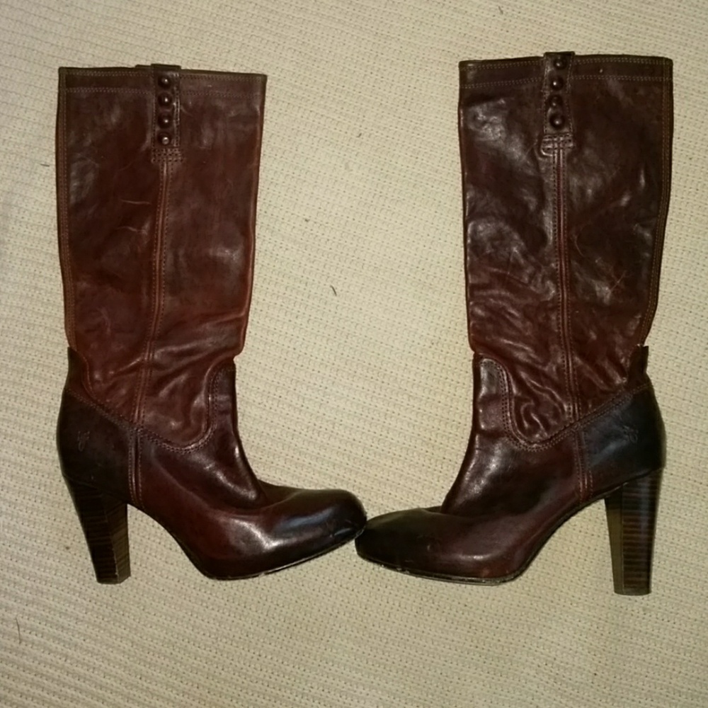 The Frye Company pull on heeled boots
