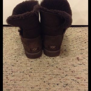 Bailey button uggs