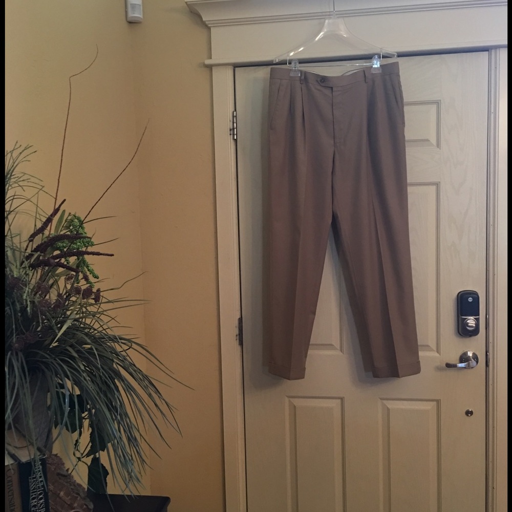 Men's 36x34 Tan cuffed slacks