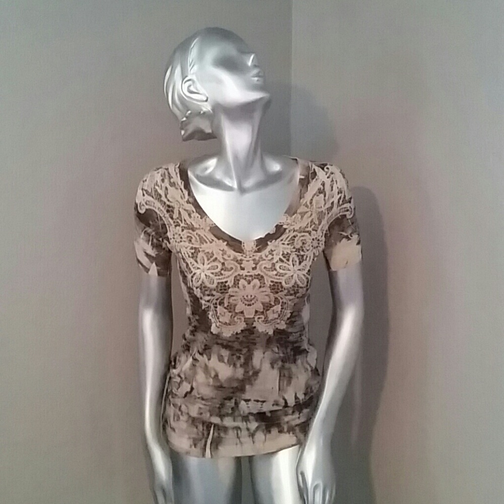 V-neck Shirt
