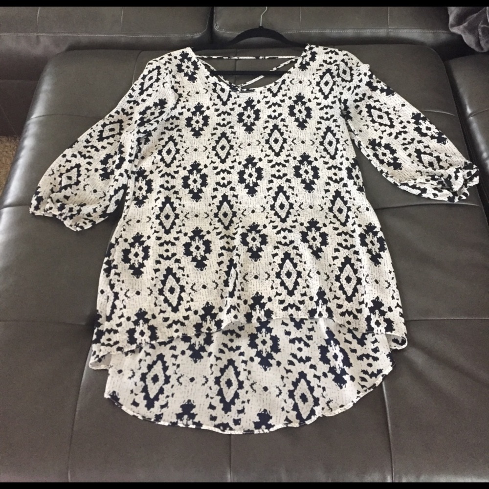 3/4 length sleeve printed top