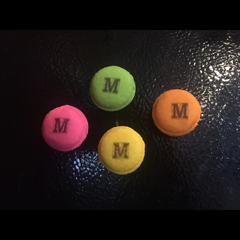 Muses Mardi Gras magnets