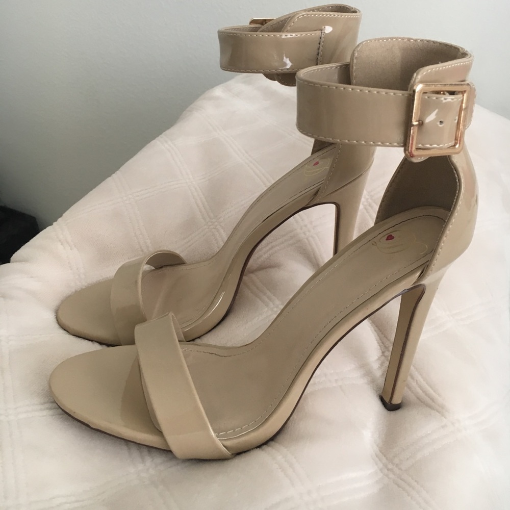 Cathy Jean high heels