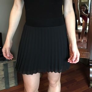 Bebe skirt