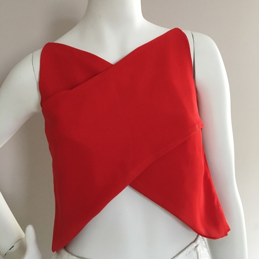 Sleeveless Crop Top