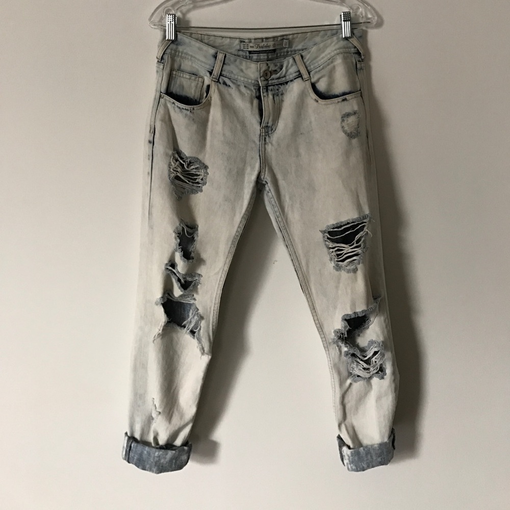 ZARA TRF distressed denim boyfriend jeans