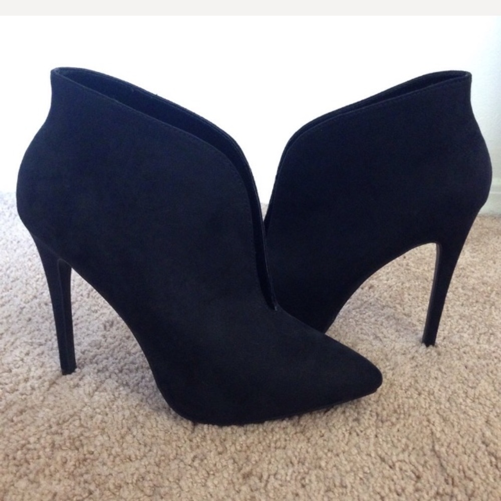 Justfab faux suede booties
