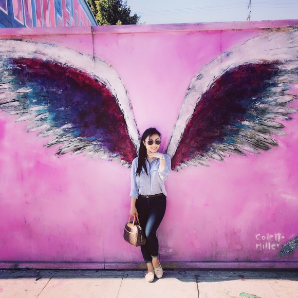 Meet Your Posher: ๐๐ปHi! I'm Jasmine - Picture 2 of 7