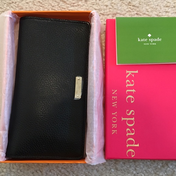Kate Spade Black Leather Wallet 🎁 - Picture 5 of 8