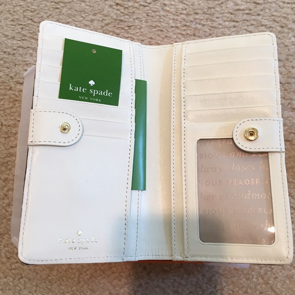 Kate Spade Black Leather Wallet 🎁 - Picture 2 of 8