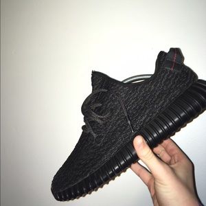 Yeezy Boost 350 Pirate Black