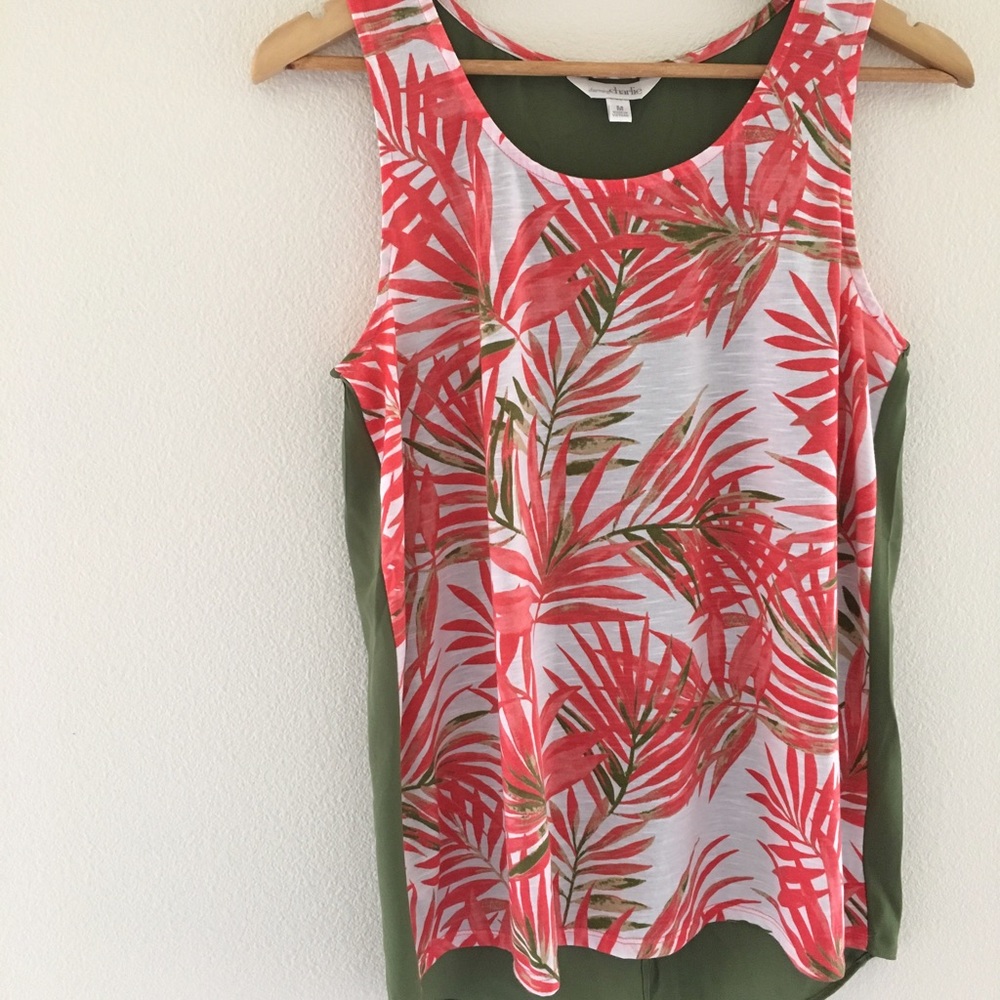 New Charming Charlie Tank 💗