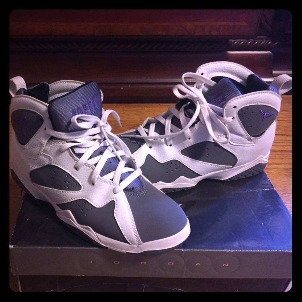 Jordan retro 7's white grey purple