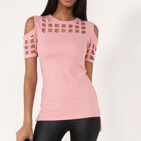 ๐ฅNEW๐ฅCOLD SHOULDER PINK TOP๐๐๐๐๐๐ - Picture 3 of 3