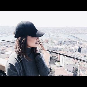 Meet your Posher, Alex