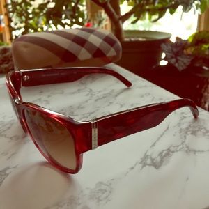 Burberry sunglasses lightly used
