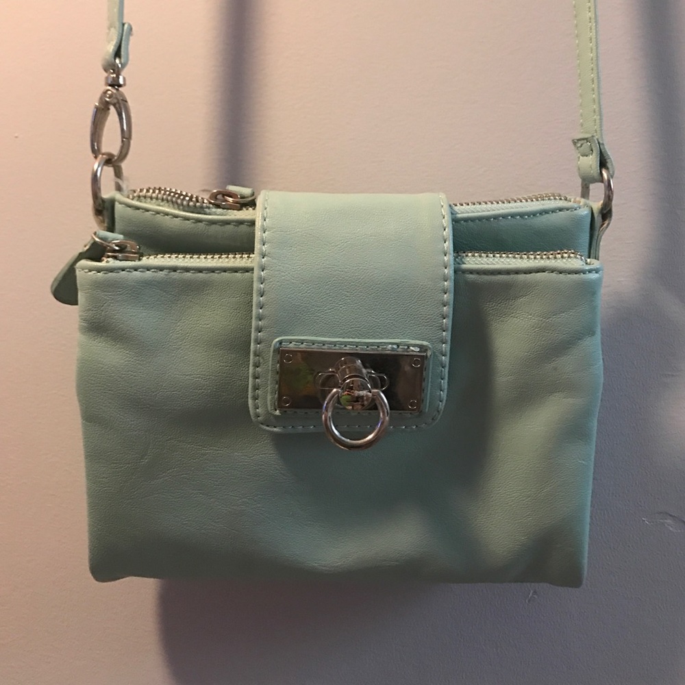 Green/Blue Bag