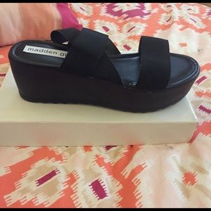 Madden girl black sandal platforms size 10
