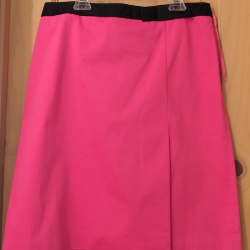 Sassy yet sophisticated pink skirt