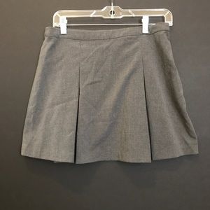 Grey pleated mini skirt