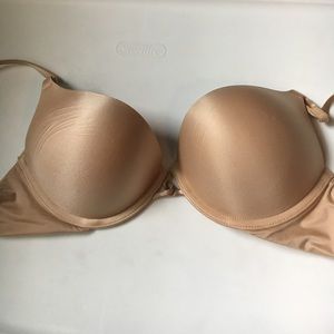 Victoria Secrets Bombshell Plunge Bra